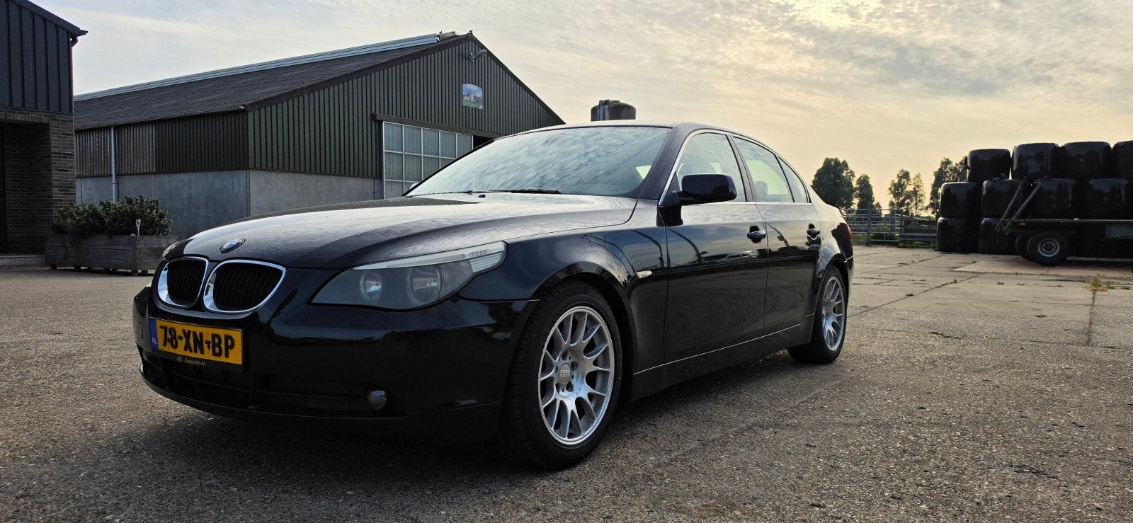 BMW 5-Serie 2.2 I 520 2003 Zwart, Auto's, 2171 cc, Achterwielaandrijving, Zwart, Zwart