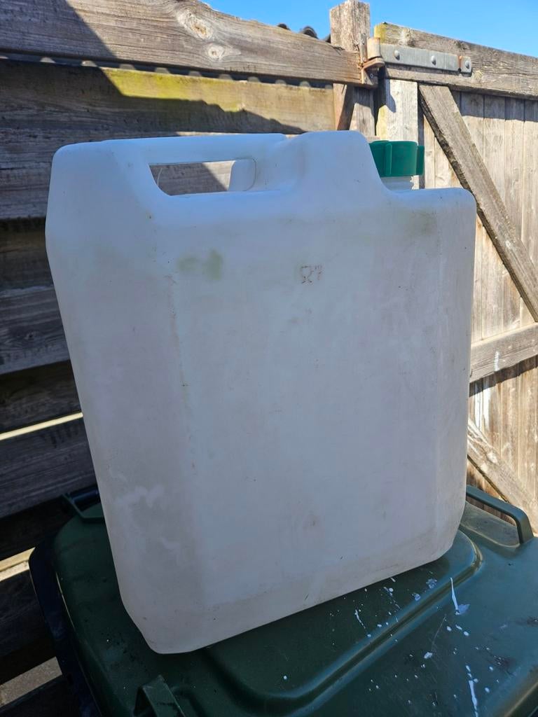 Jerrycan, Ophalen, Overige materialen, Gebruikt, Met kraantje