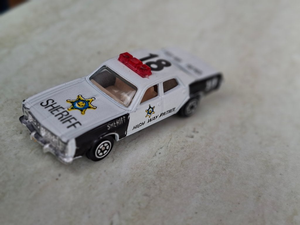 Dorge ( Dodge ?) Monaco politiewagen 3 inch Sheriff, Ophalen of Verzenden, Nieuw, Auto