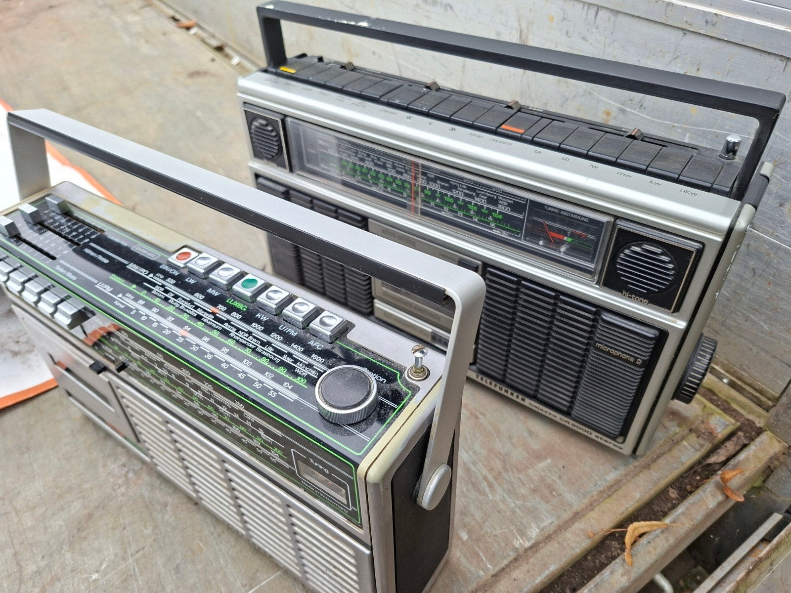 TELEFUNKEN Bajazzo Radio Cassette Recorder Vintage (2 stuks), Ophalen of Verzenden, Gebruikt, Transistorradio
