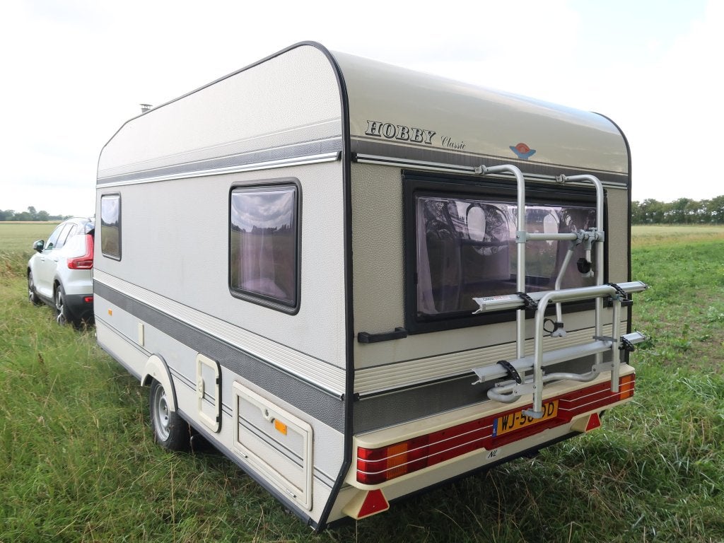TOPSTAAT: Hobby Classic 430 / Dorema voortent + luifel, Caravans en Kamperen, Standaardzit, Hobby, Bedrijf, 750 - 1000 kg
