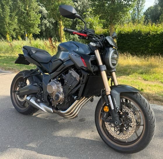 Honda CB650R 2023 | Quickshifter | Nieuwe Banden | QuadLock, Occasion, 4 cilinders, Motorrijbewijs A, Particulier