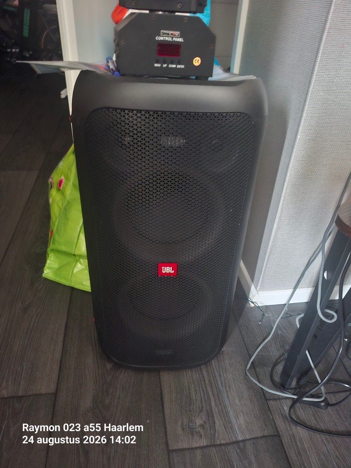 JBL Partybox 100 - Krachtige draagbare partyspeaker, Ophalen, JBL, Bluetooth, Party speaker
