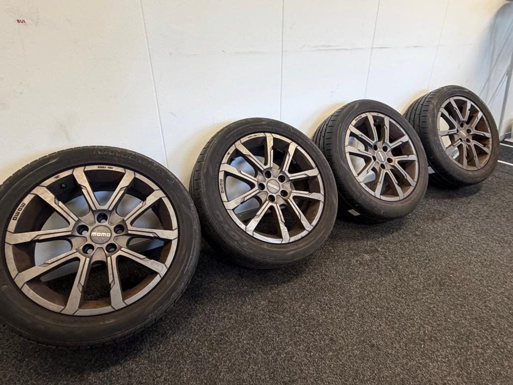 Momo velgen met Toyo NanoEnergy 2 zomerbanden 215/50R17, Ophalen, Banden en Velgen, 17 inch, Personenwagen