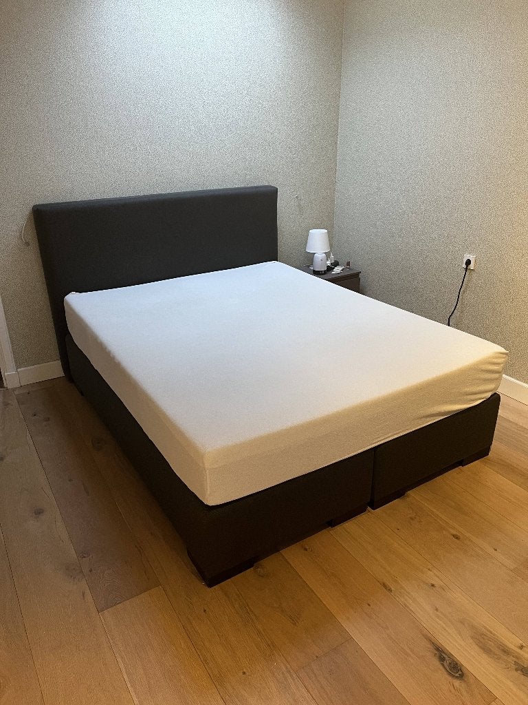 Donkergrijze boxspring, Huis en Inrichting, Slaapkamer | Boxsprings, Ophalen, Gebruikt, Zwart, Tweepersoons