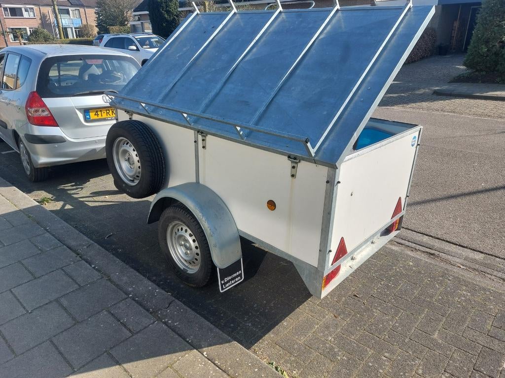 Aanhangwagen met huif inclusief tent en accessoires, Ophalen, Zo goed als nieuw