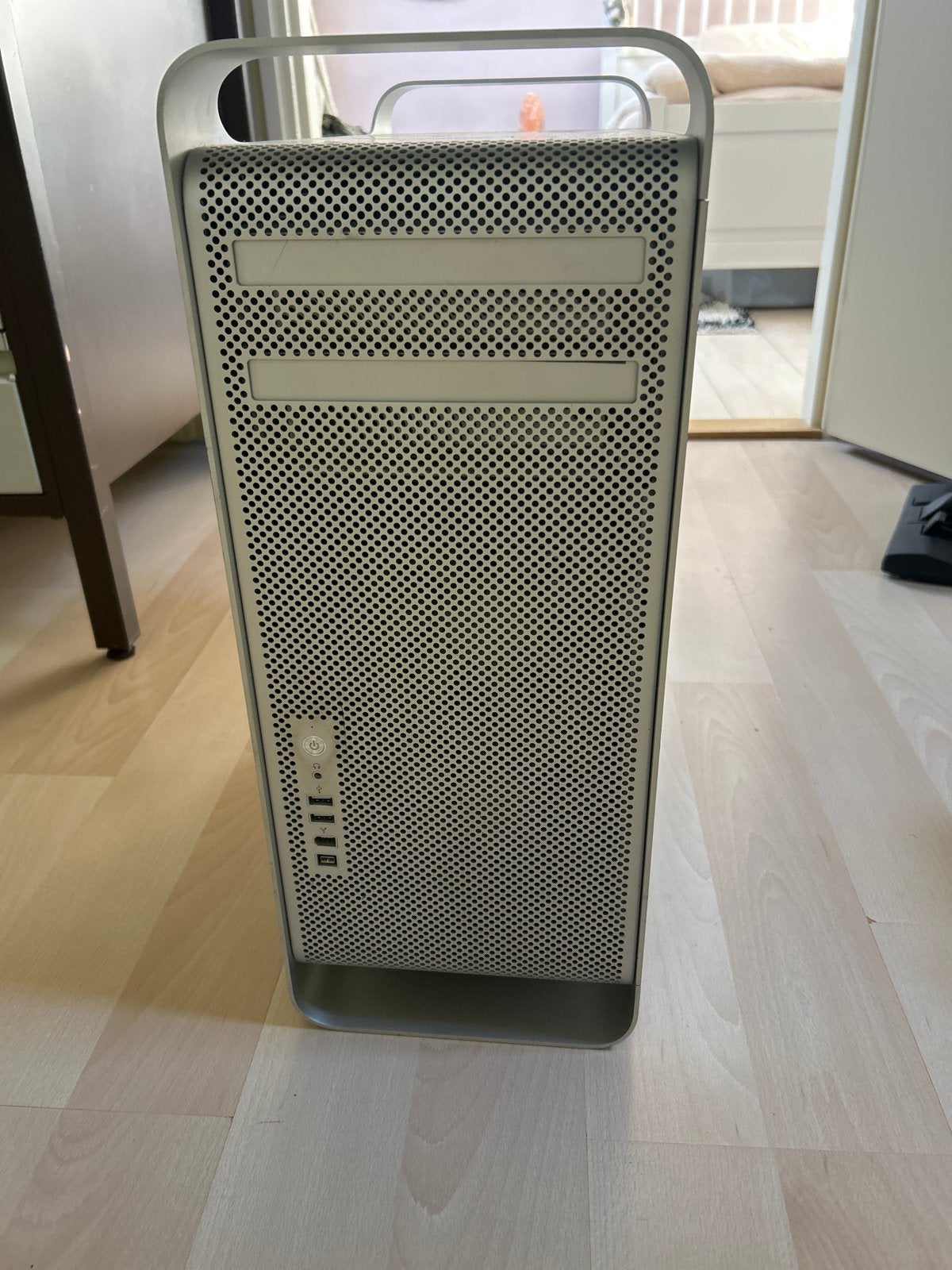 Apple Mac Pro 3,1(2008-2012) met ATI Radeon GPU, Computers en Software, Ophalen, Gebruikt, Mac Pro, 2 tot 3 Ghz