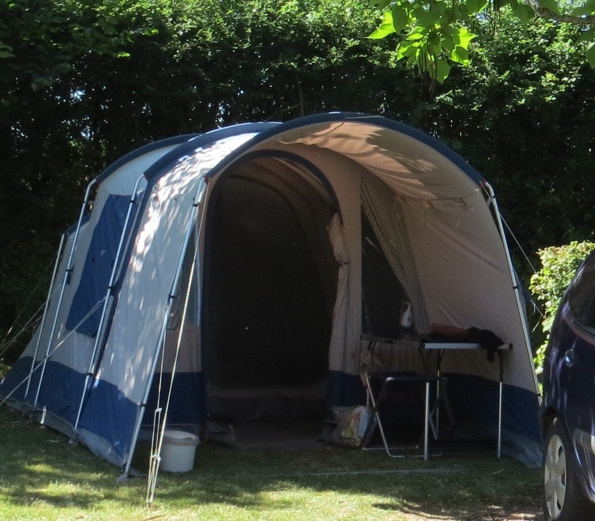 Vrijbuiter Redwood tunnel tent Larch 260 2 pers, Ophalen, Gebruikt, Tot en met 4