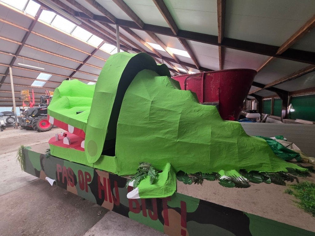 Krokodil Optochtwagen - Uniek en Beweegbaar!, Ophalen, Gebruikt, Versiering, Carnaval