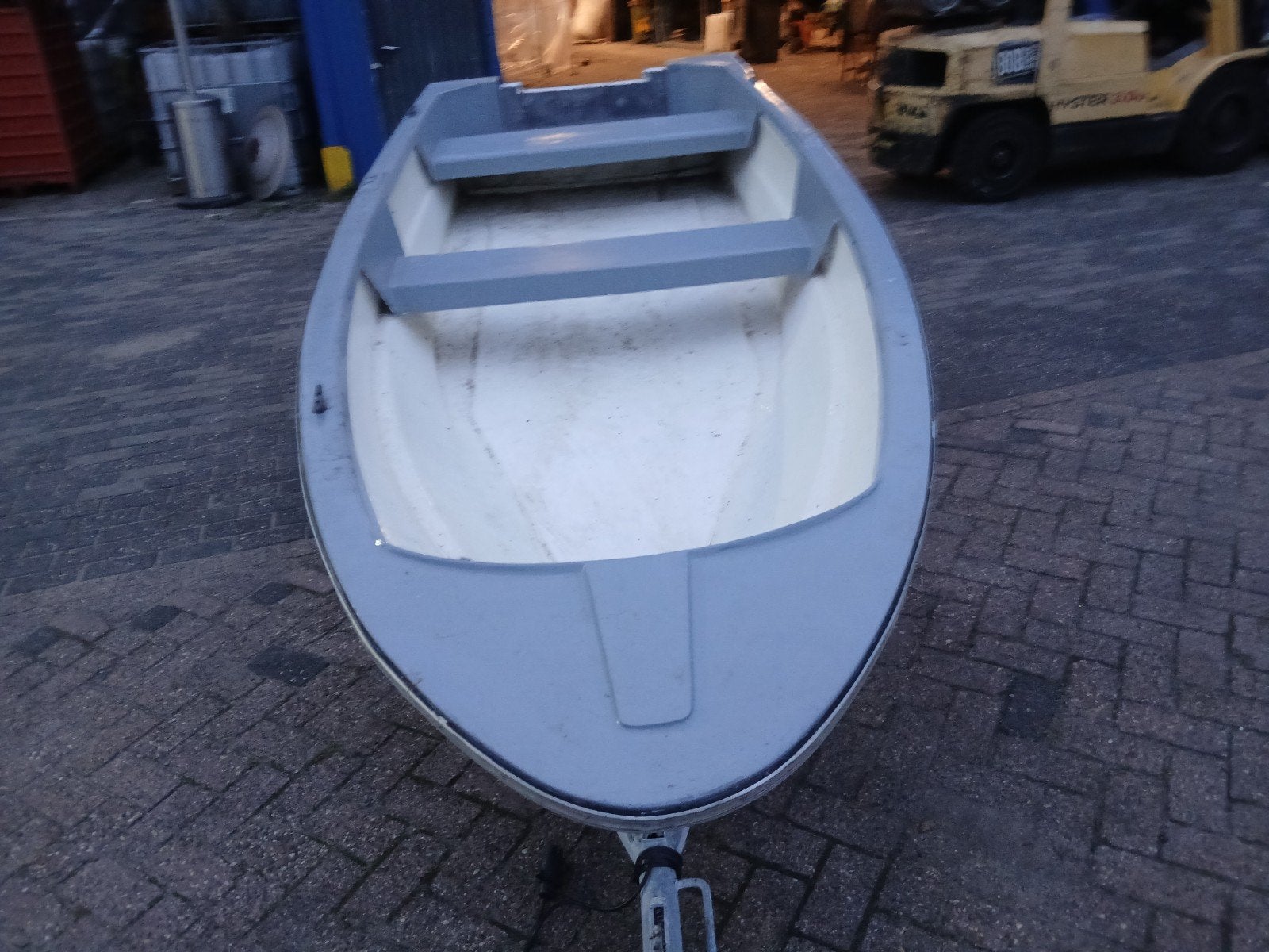 Robuuste Polyester Visboot/Roeiboot - 3.40m, Ophalen, Gebruikt
