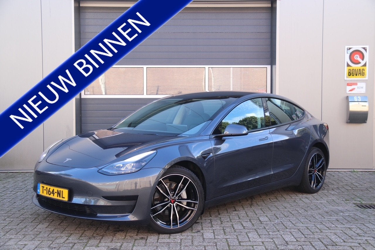 Tesla Model 3 Standard RWD Plus 60 kWh, Stoel & Stuurverwarm, Auto's, Automaat, Dealer onderhouden, Achterwielaandrijving, Gebruikt