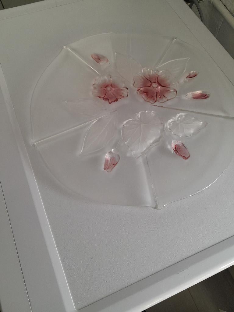 Walther Glas serveerschaal, Ophalen