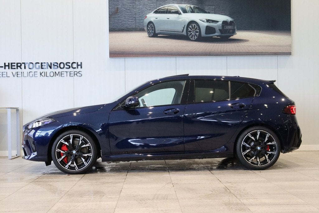BMW 1 Serie 120 M Sport Automaat / Panoramadak / Sportstoele, Auto's, BMW, Automatische klimaatregeling, 156 pk, Met garantie (alle)