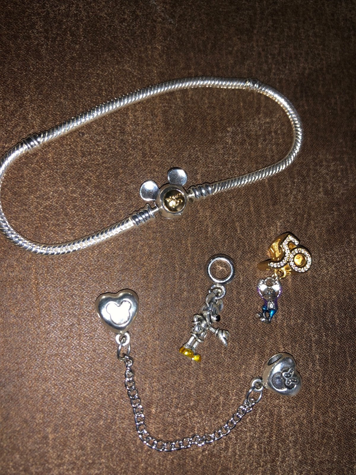 Zilveren Disney Bedels met Armband, Sieraden, Tassen en Uiterlijk, Bedels, Gebruikt, Overige merken, Zilver, 4 bedels of meer