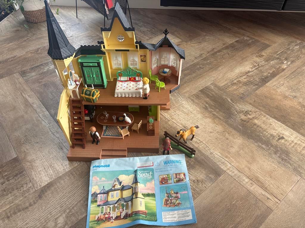 Playmobil Spirit 9475 Lucky's huis, Ophalen of Verzenden, Zo goed als nieuw, Complete set