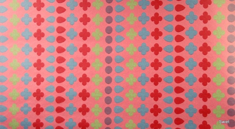   11282 Roze vintage kinderbehang vol kleur en grafiek swiet, Ophalen of Verzenden, Rood