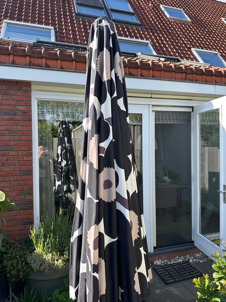 Fatboy parasol 350.diameter. In hoogte en laagte verstelbaar, Tuin en Terras, Ophalen of Verzenden, Zweefparasol, Verstelbaar