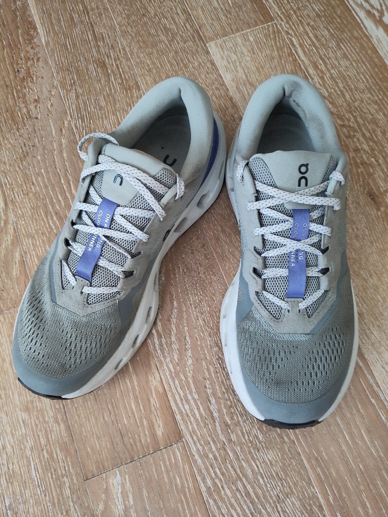 Oncloud Cloudrunner 3 maat 44, Overige merken, Hardloopschoenen, Ophalen of Verzenden, Zo goed als nieuw