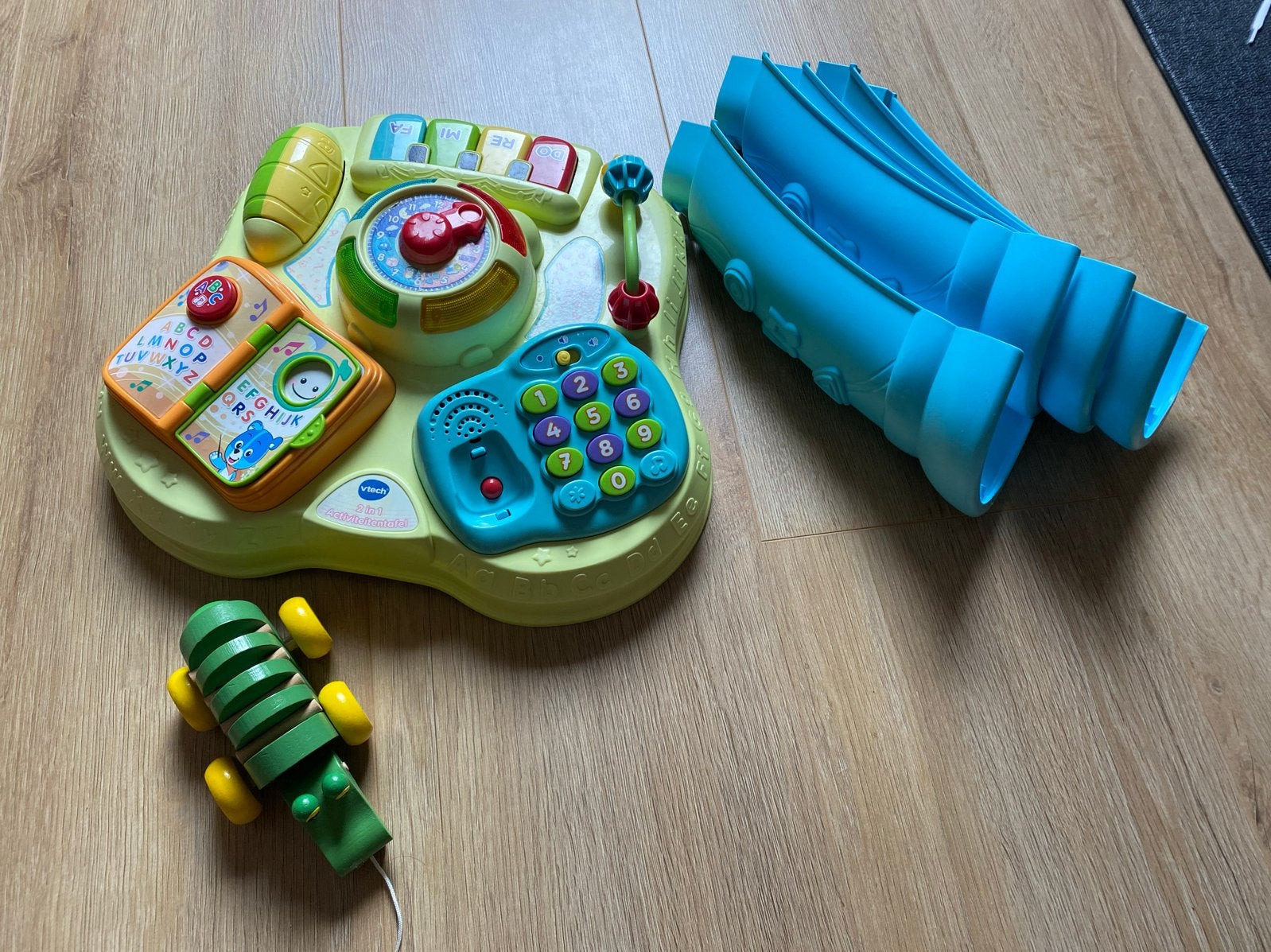 Vtech activiteitentafel met geluid en licht, Ophalen of Verzenden, Gebruikt, Overige typen, Met licht
