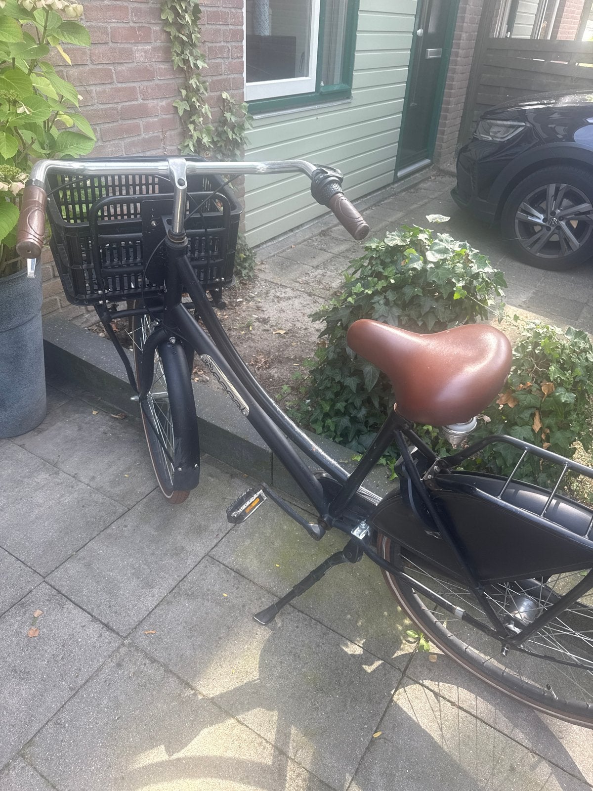 Nette zwarte damesfiets met mand en bagagedrager, Terugtraprem, Ophalen, Overige merken, 53 tot 56 cm