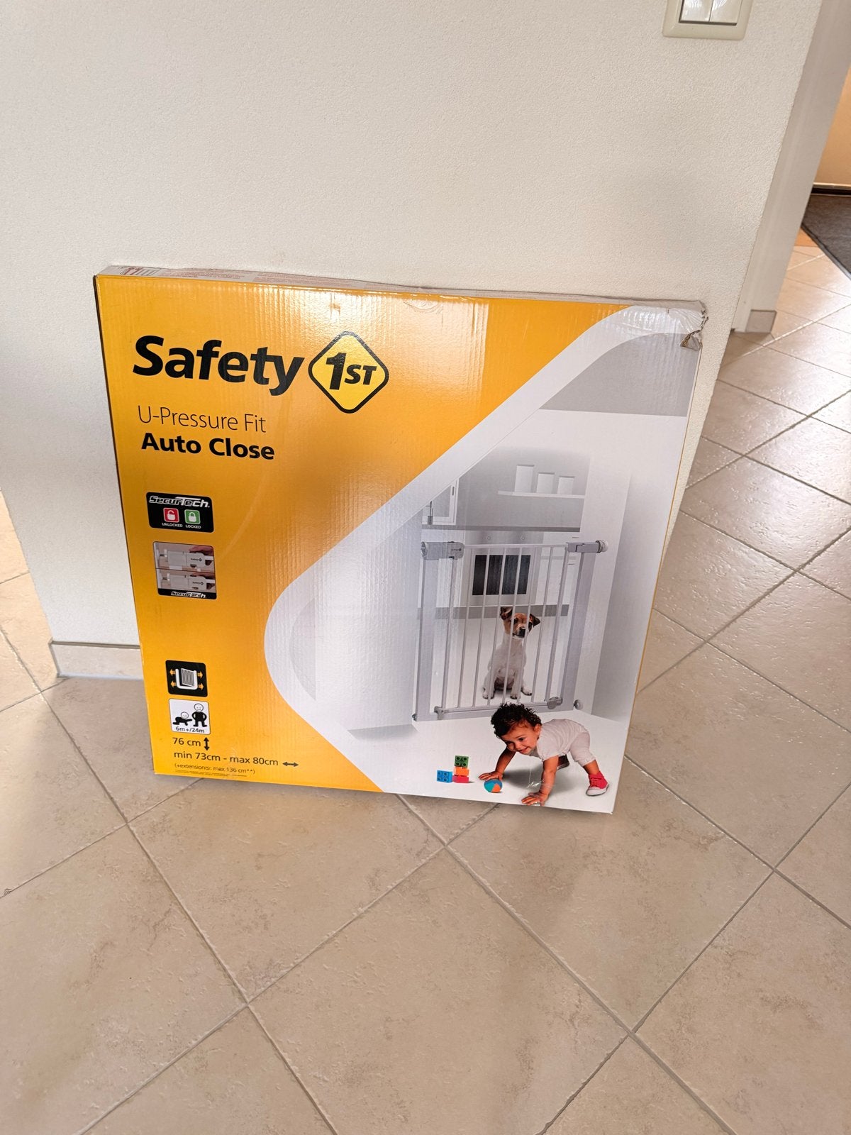 Safety 1st U-Pressure Fit Auto Close Traphekje, Nieuw, Ophalen of Verzenden, Klemhekje, Metaal of IJzer