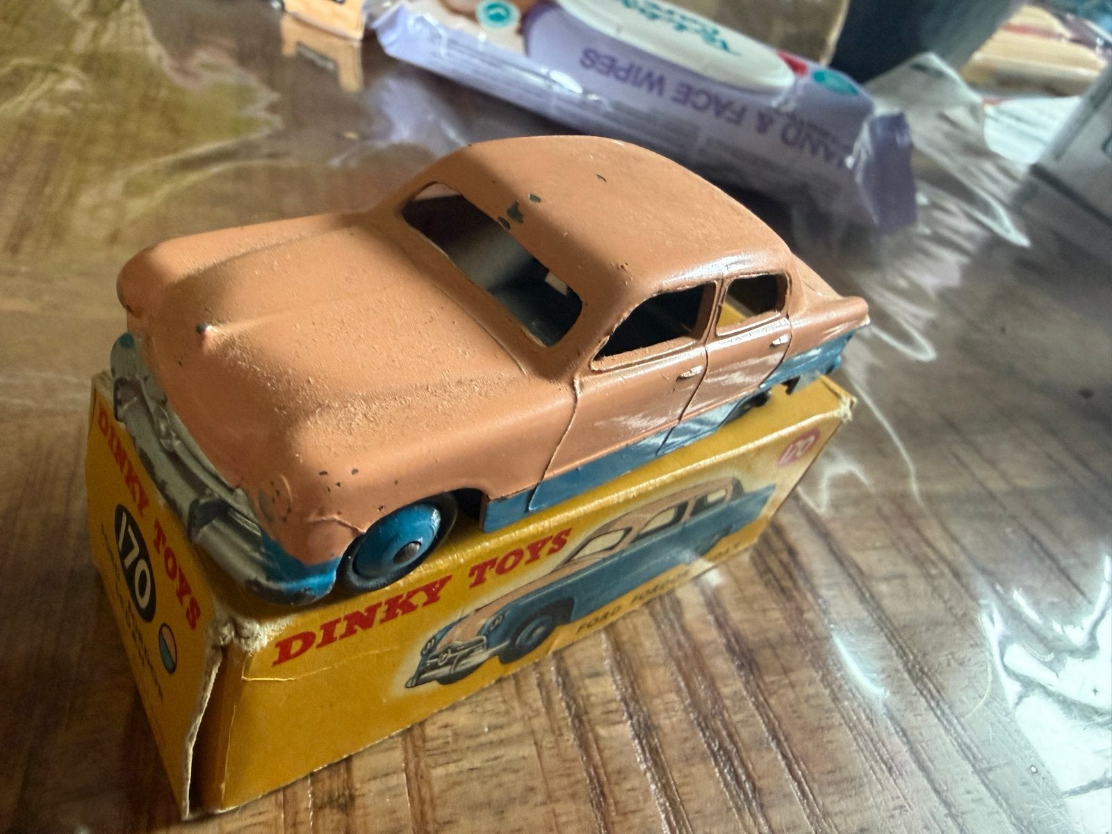 Dinky Toys Ford Fordor Sedan met originele doos - Zeldzaam, Cc, Gebruikt, Dinky Toys, Ophalen of Verzenden