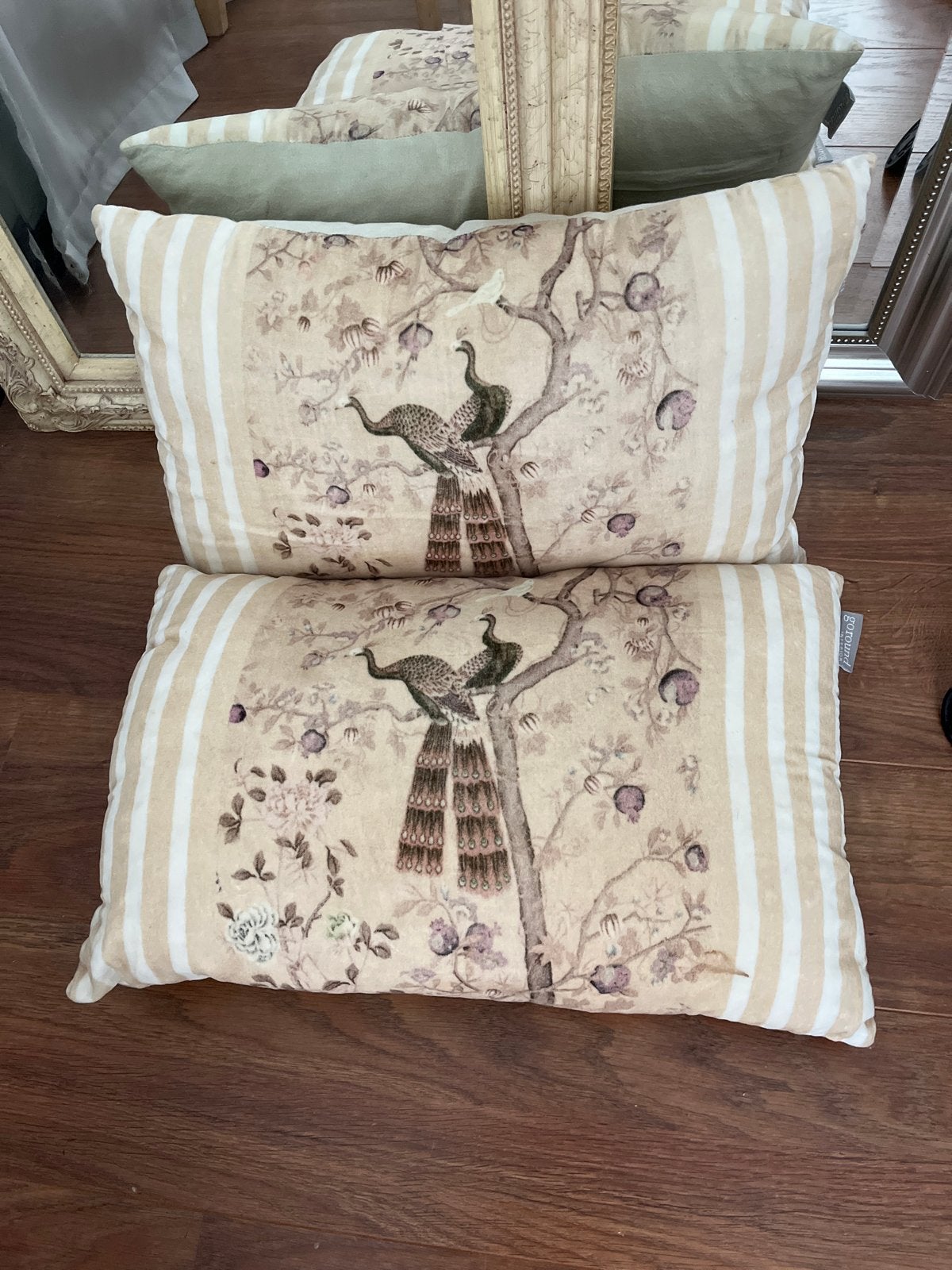 Set van 2 Goround sierkussens met pauwenprint, Ophalen, Gebruikt, Beige, Rechthoekig