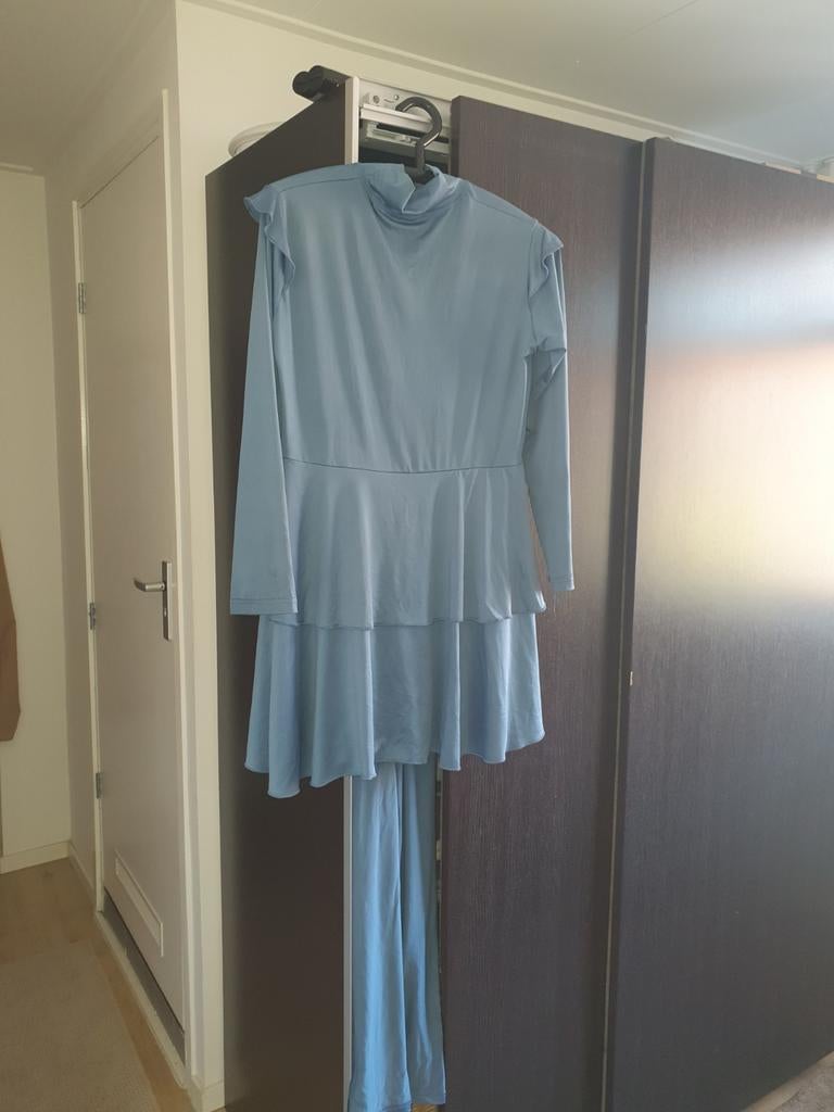 Lichtblauwe Burkini Maat M/L zwem geen merrachi by lima 🌸, Ophalen of Verzenden, Zo goed als nieuw, Blauw, Overige typen