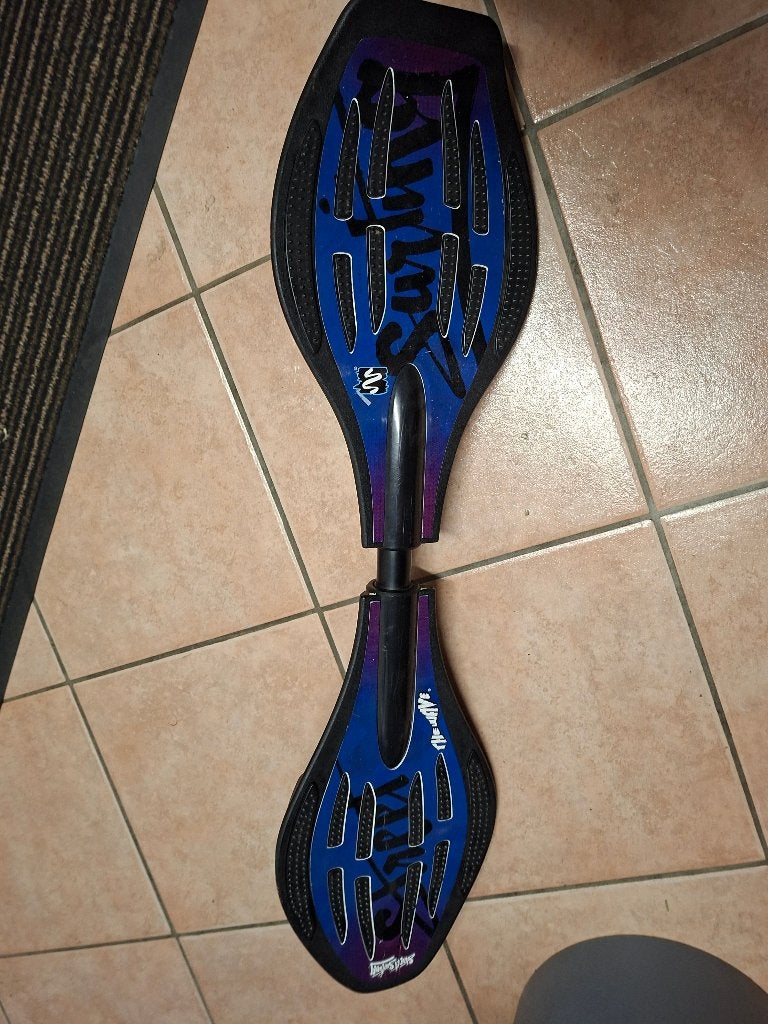 Wavebord - blauw, zwart - Street surfing, Ophalen of Verzenden, Zo goed als nieuw, Waveboard