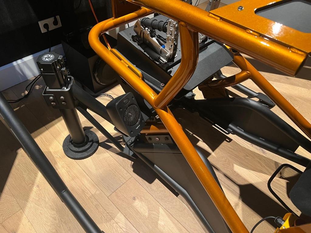 Zeer luxe uitgevoerde simrace computer build4 performance, 1 speler, Racen en Vliegen, Ophalen of Verzenden, Zo goed als nieuw
