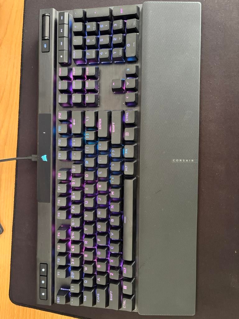 Corsair K70 RGB Pro, Ophalen, Zo goed als nieuw