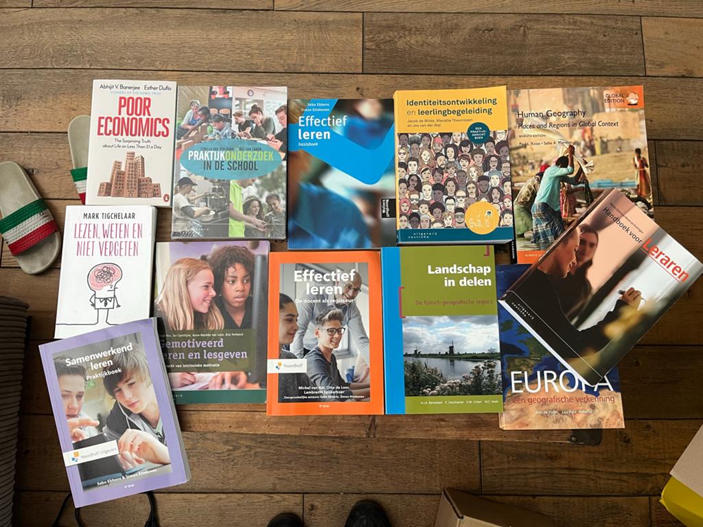 Diverse literatuur lerarenopleiding Aardrijkskunde, Boeken, HBO, Zo goed als nieuw, Gamma, Ophalen