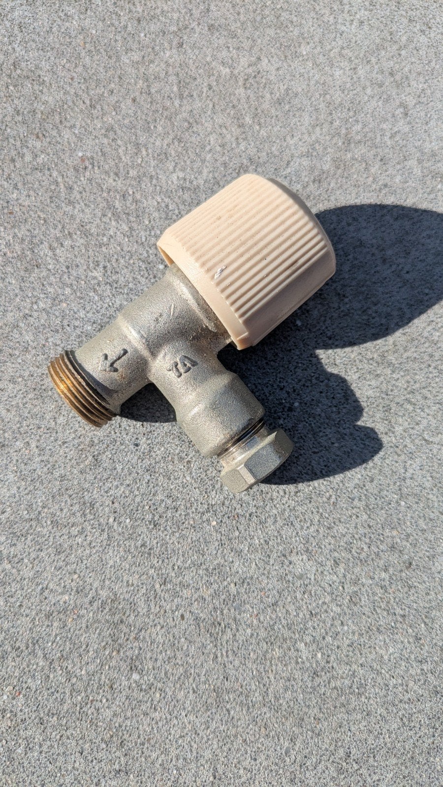 Haakse Radiatorkraan 1/2" voor 12mm buis, Ophalen of Verzenden, Gebruikt, Minder dan 60 cm, Overige typen