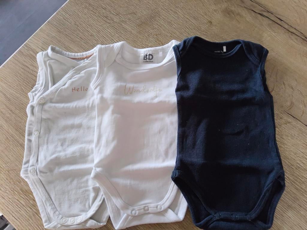 3 rompers zonder mouw maat 50/56, Kinderen en Baby's, Babykleding | Maat 50, Ophalen of Verzenden, Zo goed als nieuw, Jongetje of Meisje