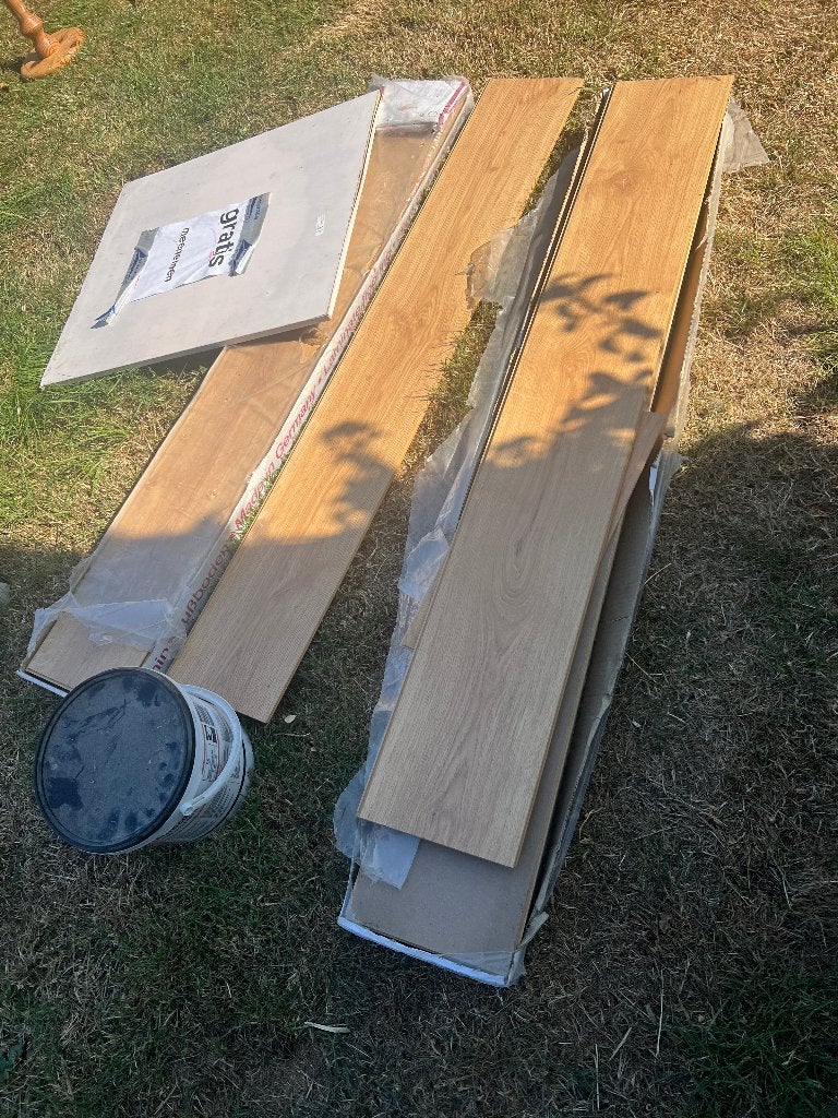 2 pakken laminaat ,   ,, gratis, Huis en Inrichting, Stoffering | Behang, Ophalen