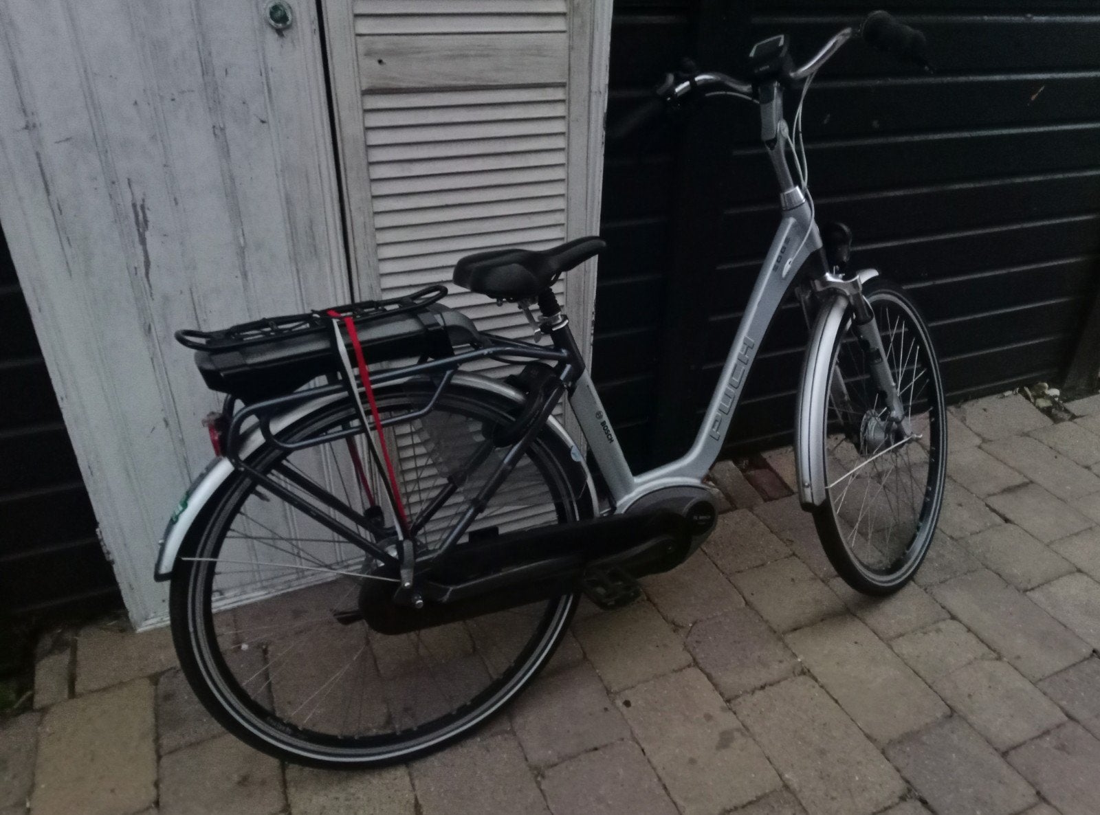 Puch e-bike met 49 cm frame400wwh met Bosch middenmoter, Fietsen en Brommers, Ophalen