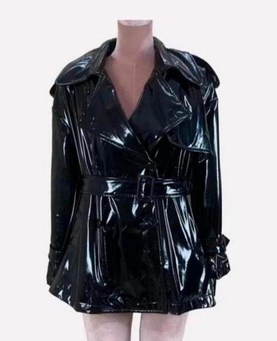 Korte lakjas met ceintuur, tm XL  

Zit lekker en is modieus, Ophalen of Verzenden, Nieuw, Zwart