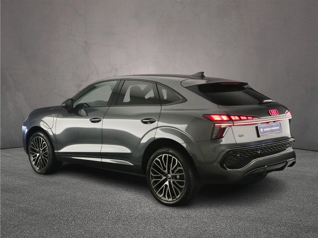 Audi Q3 Sportback, Auto's, Audi, 1800 kg, Euro 6, 4 cilinders, Hybride Elektrisch/Benzine