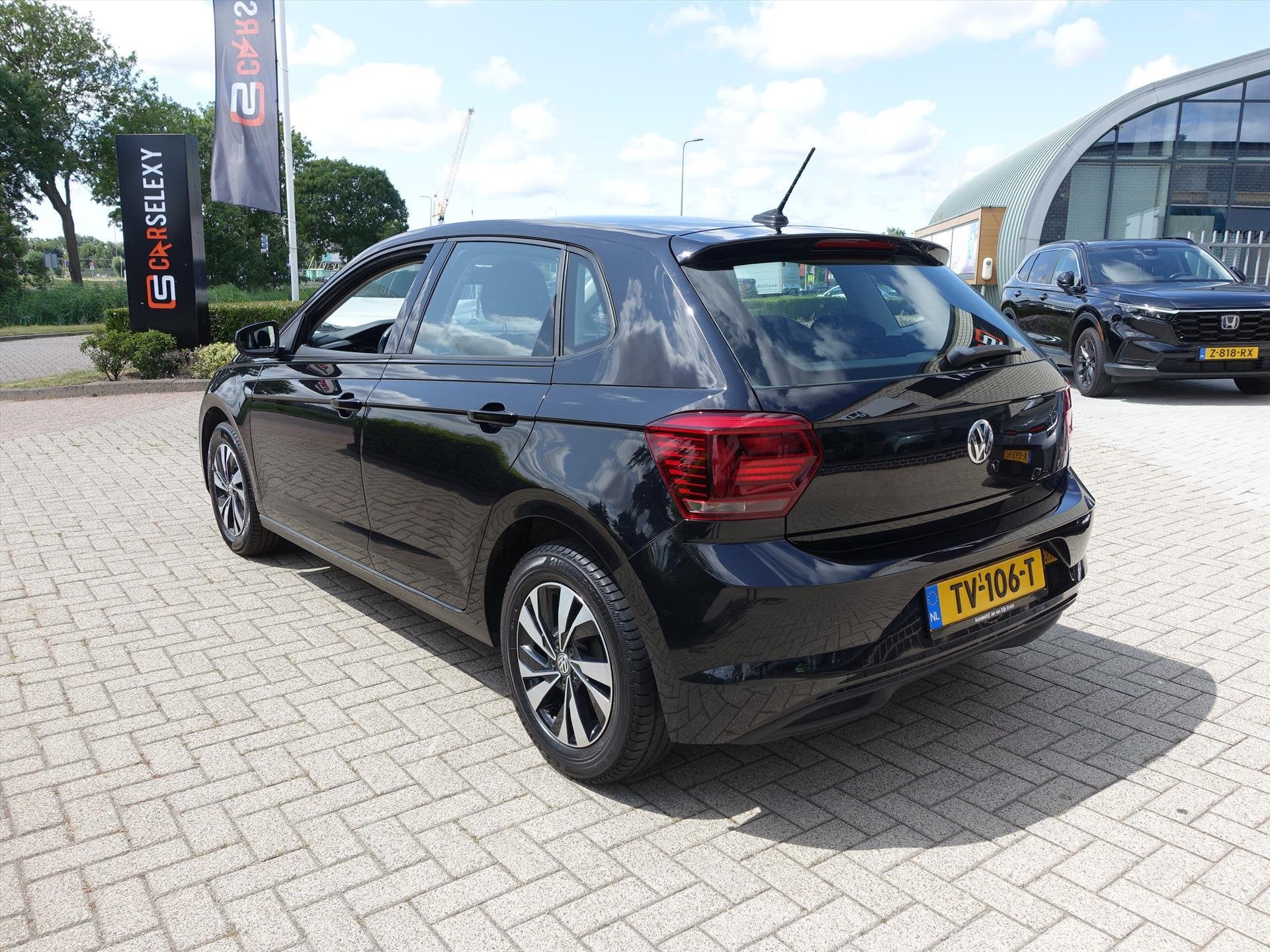 VOLKSWAGEN Polo 1.0 TSI 95pk 7-DSG Comfortline Business 7760, Auto's, Automaat, Stof, Gebruikt, 95 pk