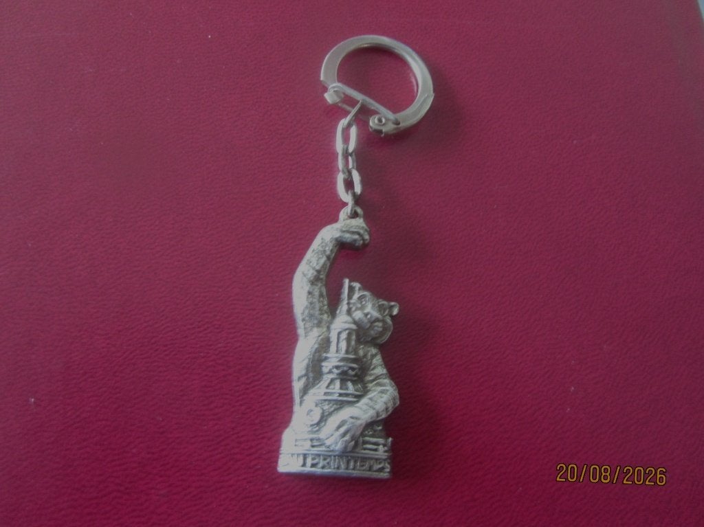 Sleutelhanger Esso uit Frankrijk Zeldzaam, Verzamelen, Ophalen of Verzenden, Gebruikt, Merk