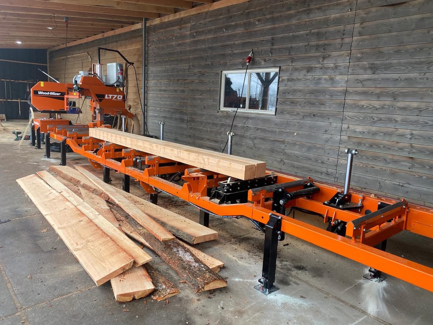 Op maat fijn bezaagd planken balken douglas eik lariks, Ophalen, Nieuw, Balken