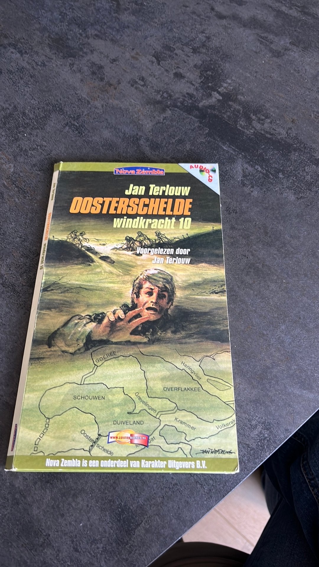 Jan Terlouw - Oosterschelde Windkracht 10. Luisterboek, Ophalen of Verzenden, Zo goed als nieuw, Jan Terlouw