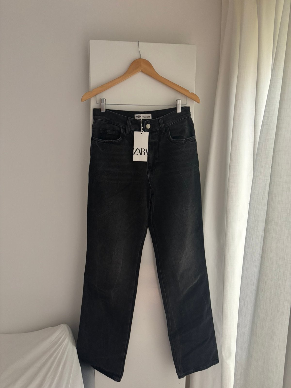 Zara rechte wide leg jeans, spijkerbroek wijde pijpen, 38, Ophalen of Verzenden, Nieuw, Grijs, W28 - W29 (confectie 36)