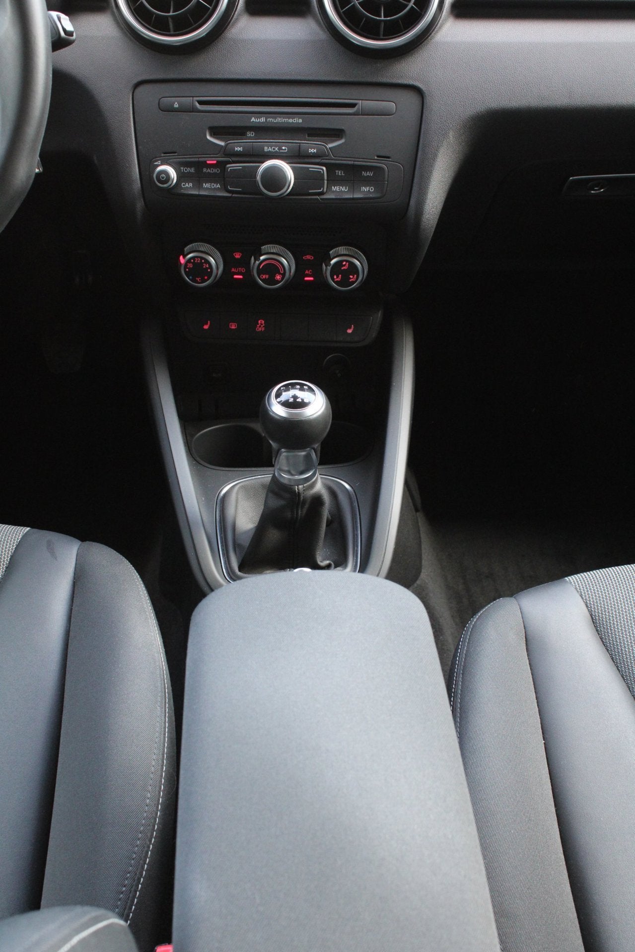 Foto 17 van Audi A1 1.4 TFSI Ambition l 1e eigenaar l Xenon l LED l Spor