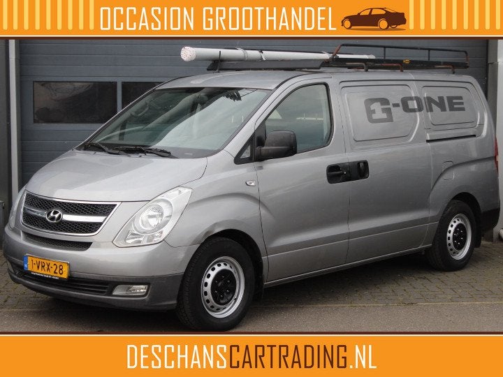 Hyundai H300 2.5 CRDi Dynamic Airco, Imperiaal, Trekhaak, ap, 13 km/l, Gebruikt, 1949 kg, Origineel Nederlands