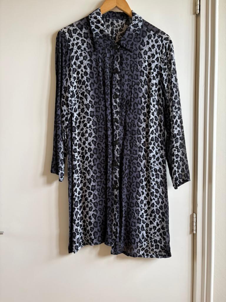Lange sexy doorkijkende panter blouse, Ophalen of Verzenden, Zo goed als nieuw, Bruin, Boven de knie