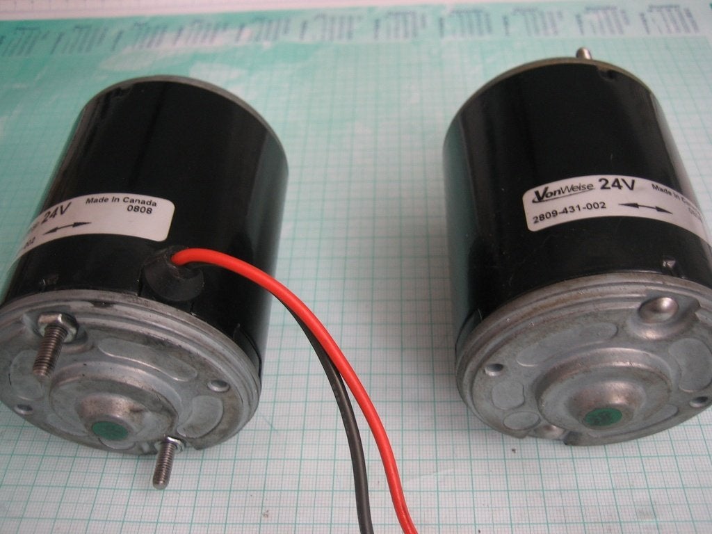 VonWeise 24 Volt DC Motoren, Ophalen of Verzenden, Gebruikt, Kabel of Apparatuur