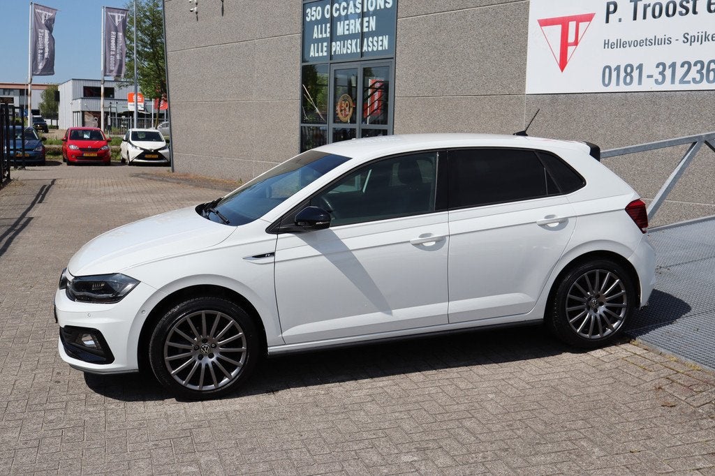 Volkswagen Polo 1.0 TSI Comfortline R-Line 2 x AUTOMAAT! App, 12 maanden, Stof, Gebruikt, 1096 kg