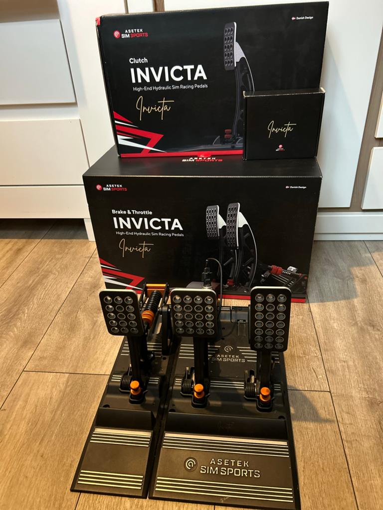 Asetek SimSports Invicta Sim Racing Pedalen (3-pedaal), Ophalen, Overige merken, Gebruikt