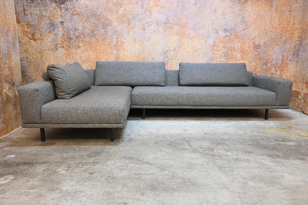 ZGANieuw! stoffen Design on Stock Cascade design hoekbank